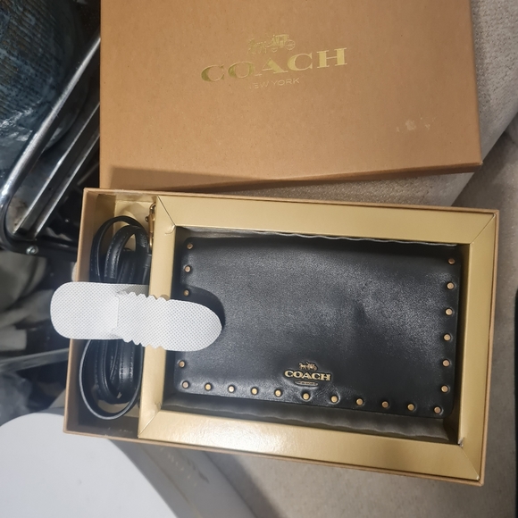 COACH SMALL Crossbody - Picture 4 of 16